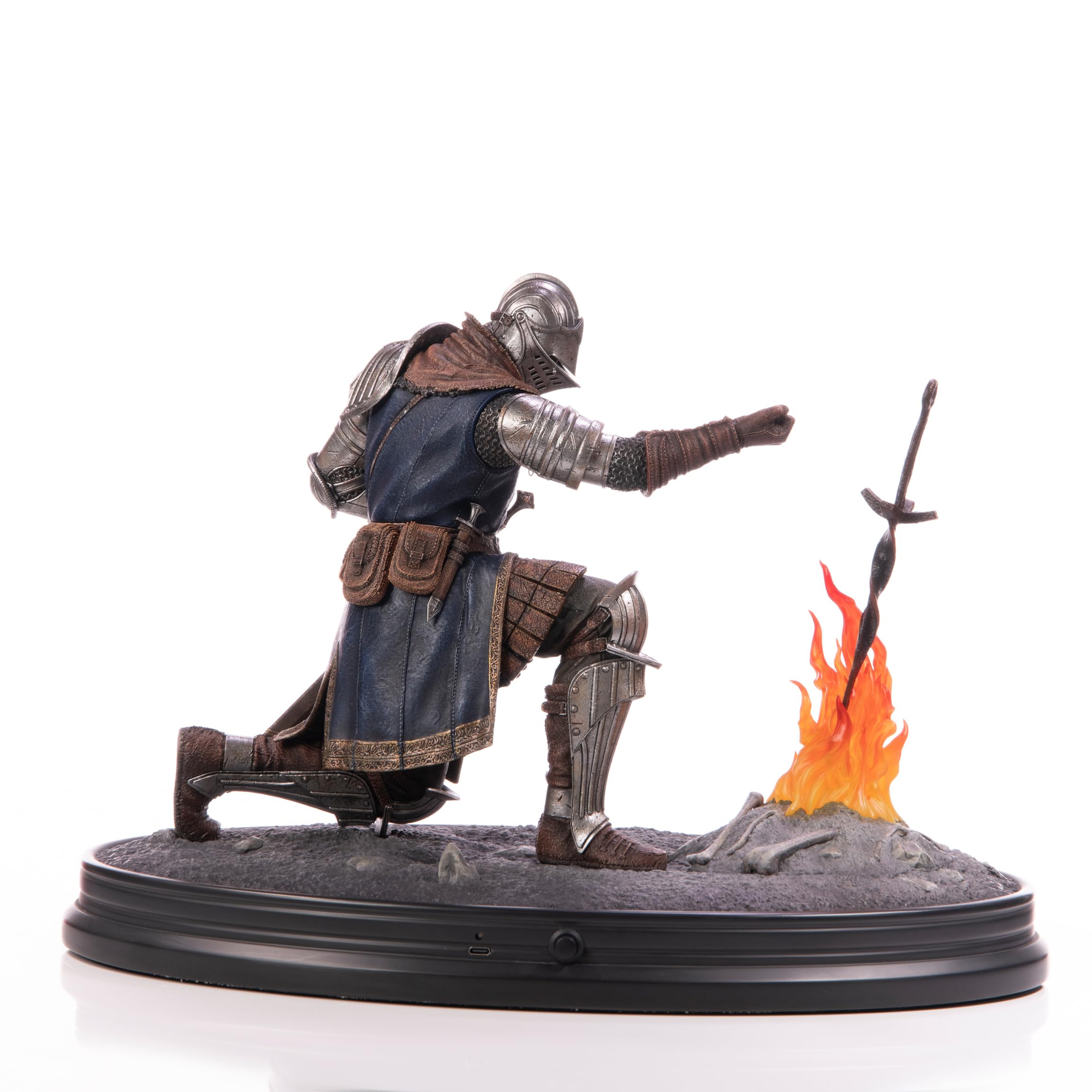 Amazon.com: First 4 Figures - Dark Souls (Elite Knight - Humanity